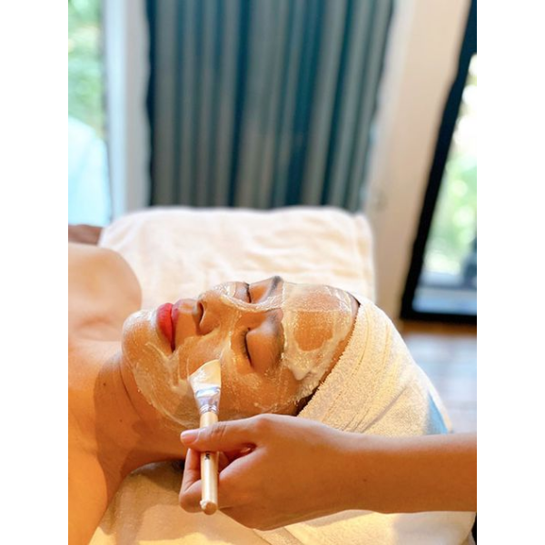 Gội đầu + Đắp mặt nạ 